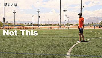 如何用脚踢出弧线球,怎么用脚内侧搓弧线球