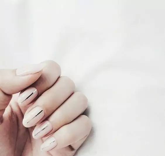 打个赌！看完这100款时髦美甲，你会种下一片草原