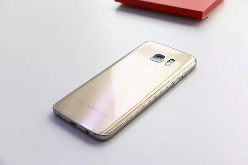 三星s7edge港版和国行区别,机哥解读