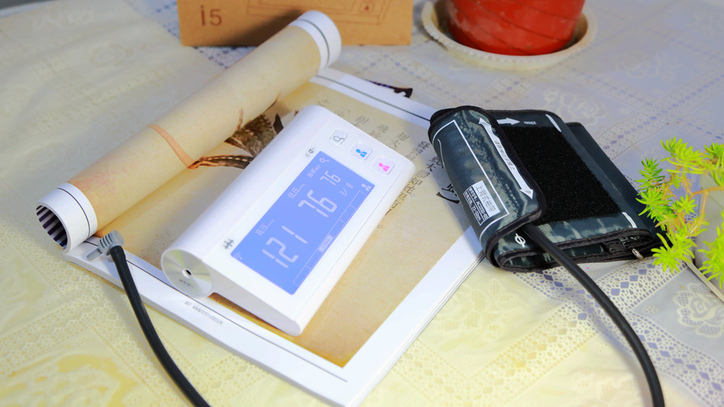 乐心智能血压计i7,乐心wifi智能血压仪