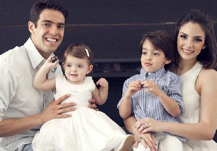 足球运动员高峰现任妻子是谁,足球高峰的老婆是谁