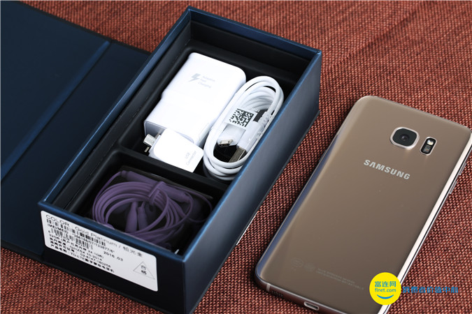 ​温润如玉的颜值担当GalaxyS7edge上手试玩