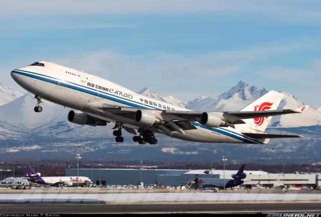 国航波音777-200客机内部图片,国航波音哪个机型好