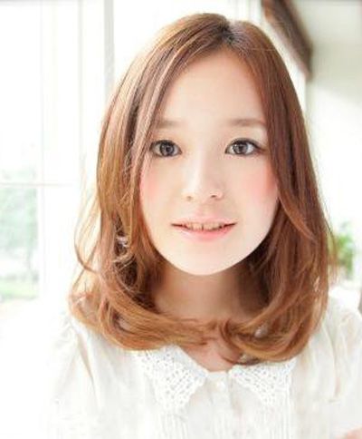 脸大做什么发型比较好看显脸小,发型男2020流行发型不烫脸大