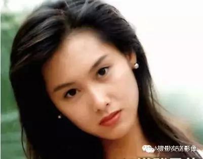 拍照怎么笑得好看又自然不露牙,拍照时如何笑得更好看更自然