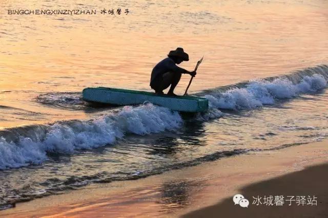 醉享三亚波波利海岸夕阳下的渔光曲