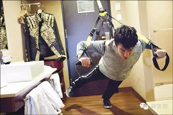 送男小众又高级的礼物400左右,小众又高级的礼物200到300