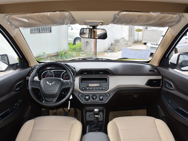 五菱宏光plus和睿行m60,五菱宏光和睿行m60哪个更好