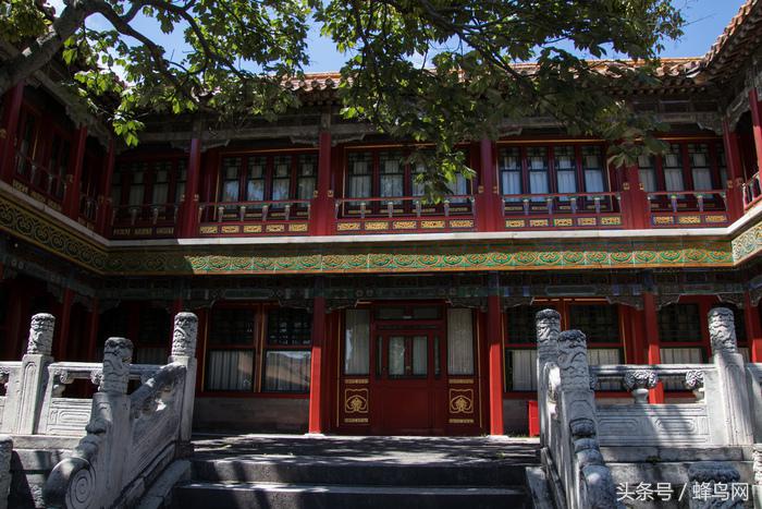 腾龙2.8恒定变焦镜头,大变焦镜头腾龙18-400怎样