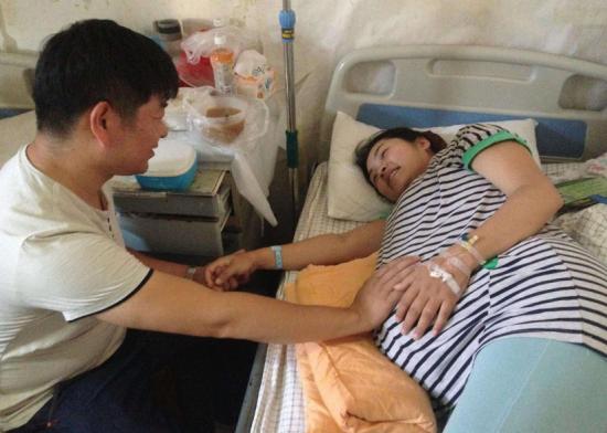 生孩子打催产针羊水破了,孕妇破羊水打催产针