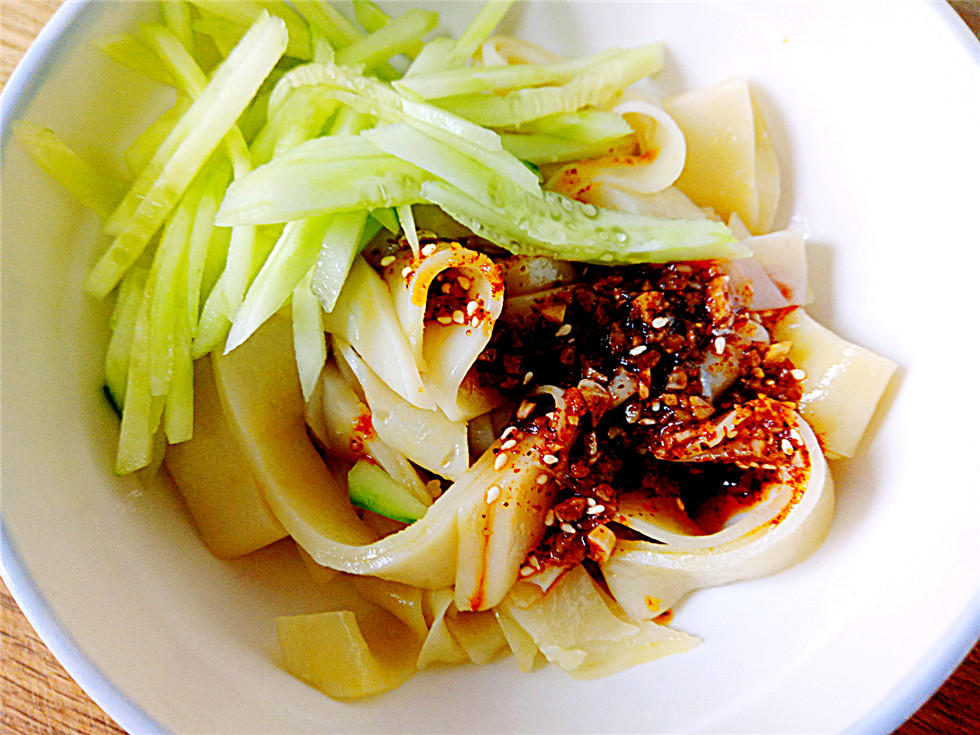 家庭版懒人面皮制作方法,陕北洗面纯手工面皮做法大全