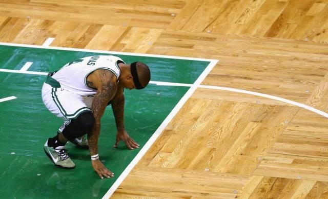 nba2k98科比巅峰,巅峰科比和98科比能同时上场吗