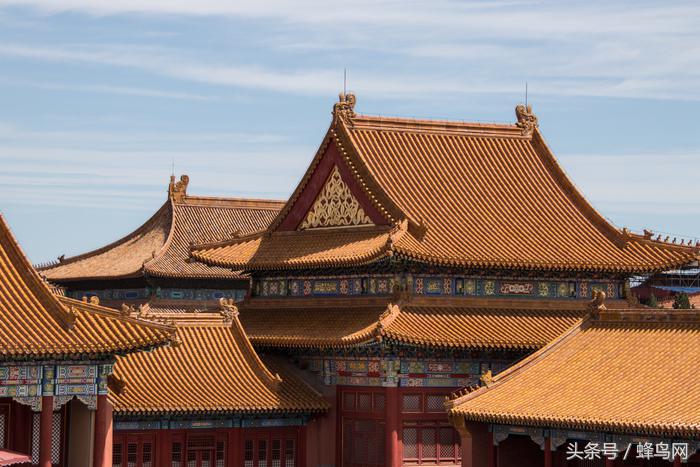 腾龙变焦镜头18-4,腾龙新18-400mm大变焦镜头