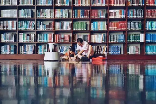 摄影背景模糊人物清晰,变焦模糊摄影教程