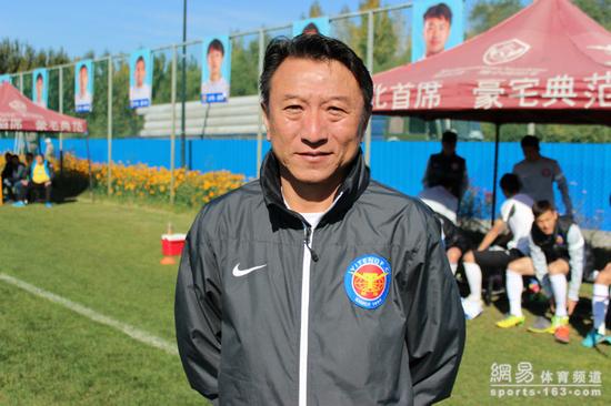 黑龙江球迷奔赴长春,黑龙江球迷到大连