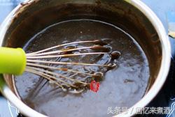 龟苓膏跟纯牛奶加茶怎么做,来一碗自制龟苓膏清热祛湿