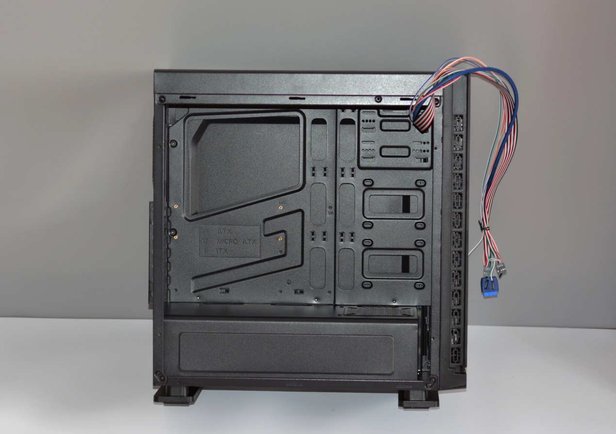 炫酷电竞游戏机箱哪家强,炫酷电竞游戏电脑机箱推荐