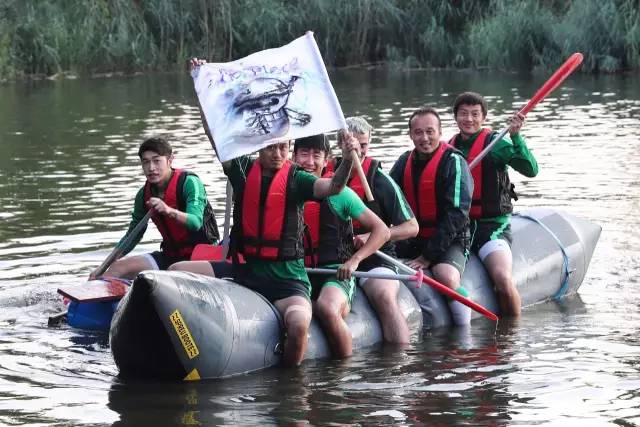 海外拉练日记(二):自制皮划艇大赛high翻全队附海量图集