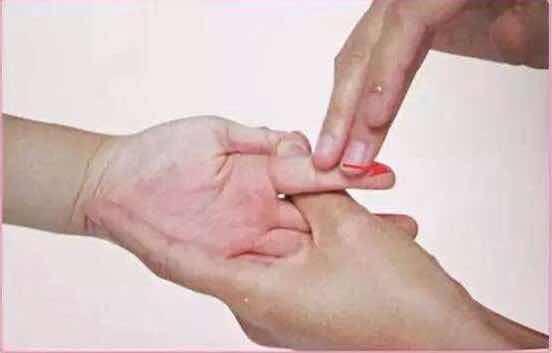 抽动症一分钟眨眼次数,孩子老是眨眼说是抽动症