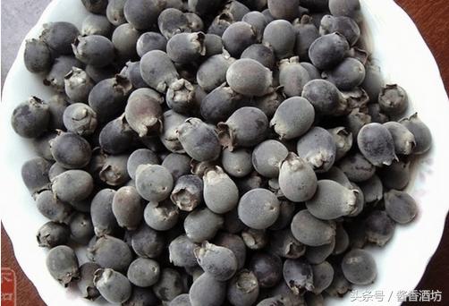 山稔子泡酒可以泡多少年,山稔子用什么酒泡好