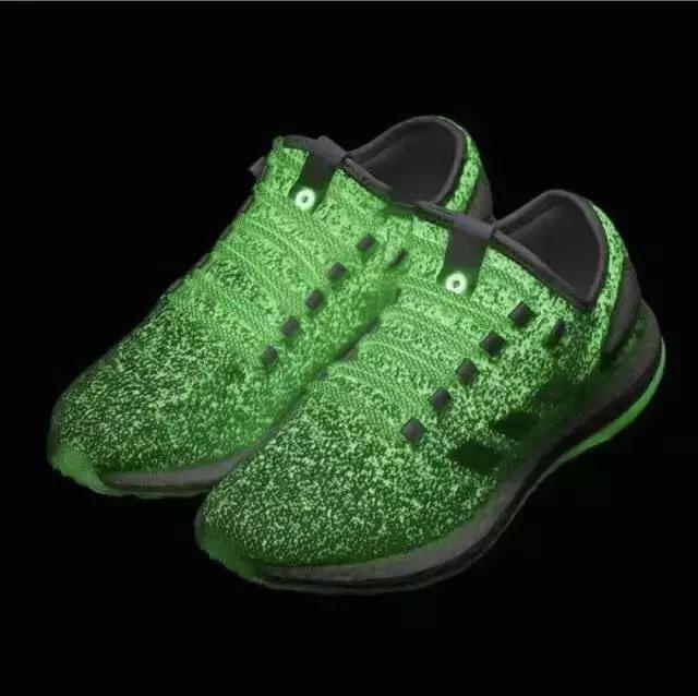 本周球鞋上脚欣赏,哪里可以关注球鞋最新资讯