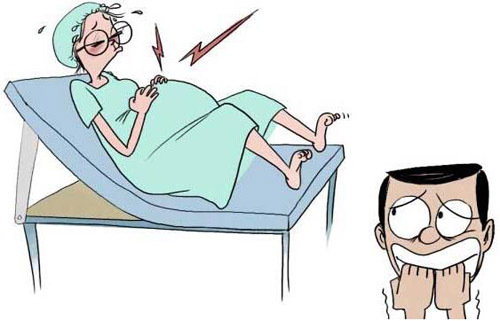 生孩子顺产有哪些尴尬事,顺产生的孩子可以生四胎吗