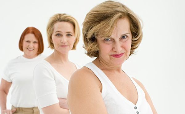 女性几岁绝经才算正常?出现这5种变化,说明即将绝经