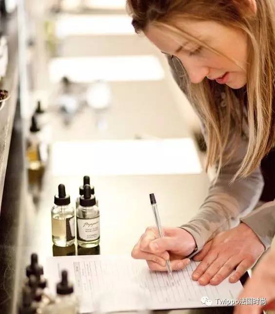 巴黎必买香水推荐,在巴黎买什么香水好用又便宜