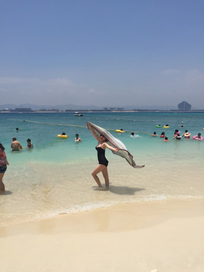 带着妈妈享受三亚的海