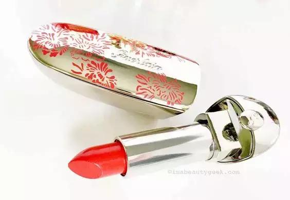 全世界最值得剁手的30款红色口红，建议收藏