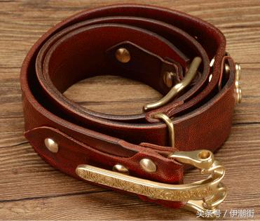 这才是男人的选择，高品质有档次的皮带代表了男性的阳刚和力量