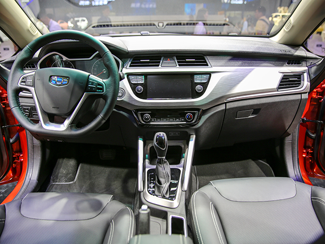 海淘｜这才是你关心的三宝哥带你逛成都车展