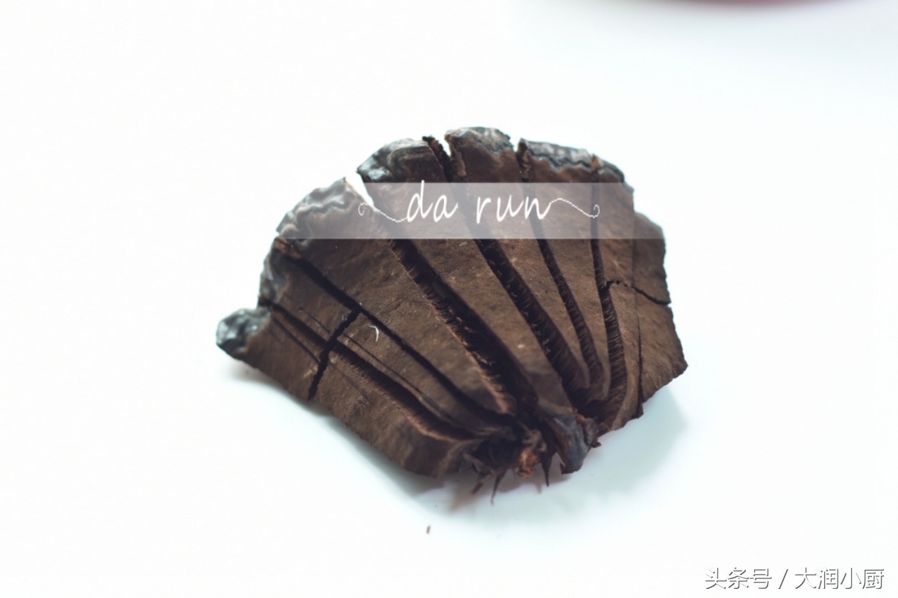 灵芝炖什么补气安神,适合煲汤煮水的灵芝