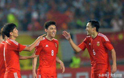 弗格森当初邀请瓜迪奥拉执教曼联,弗格森里皮