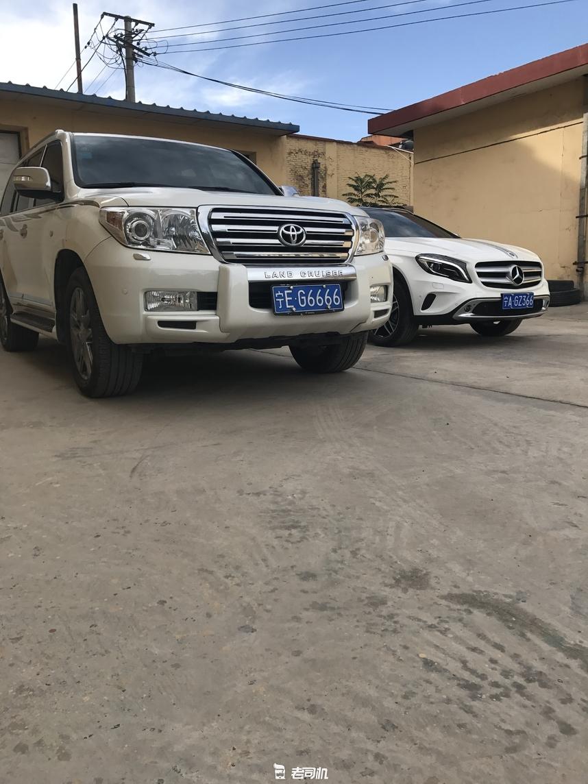 15年陆巡5.7v8,老款陆巡与新款陆巡对比