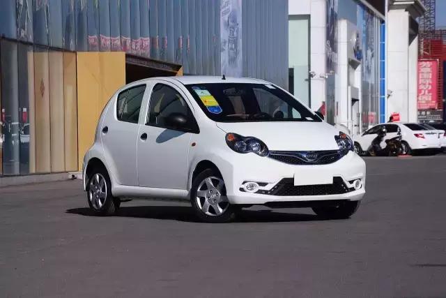 穷人必买的省心4款车国产车,这4款车好开又实用