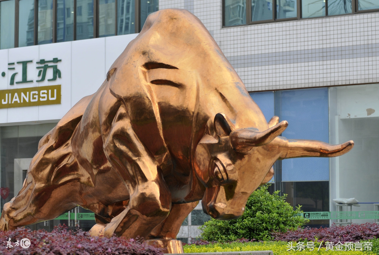 两大利好静待止跌反转,三大因素引发金价暴涨