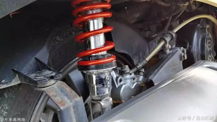 一万左右本田的踏板摩托车推荐,一万元左右超大坐桶踏板摩托车