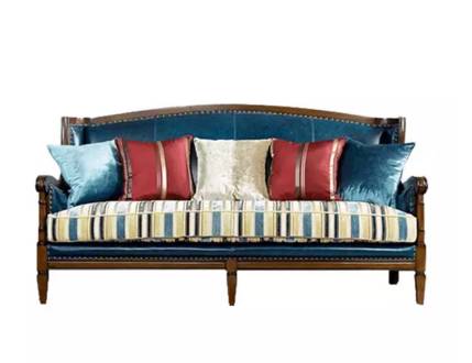 美式轻奢风客厅配色推荐,入门客厅怎么装修好看实用