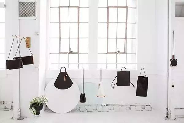 双肩包种草视频,双肩包种草好看能装不贵