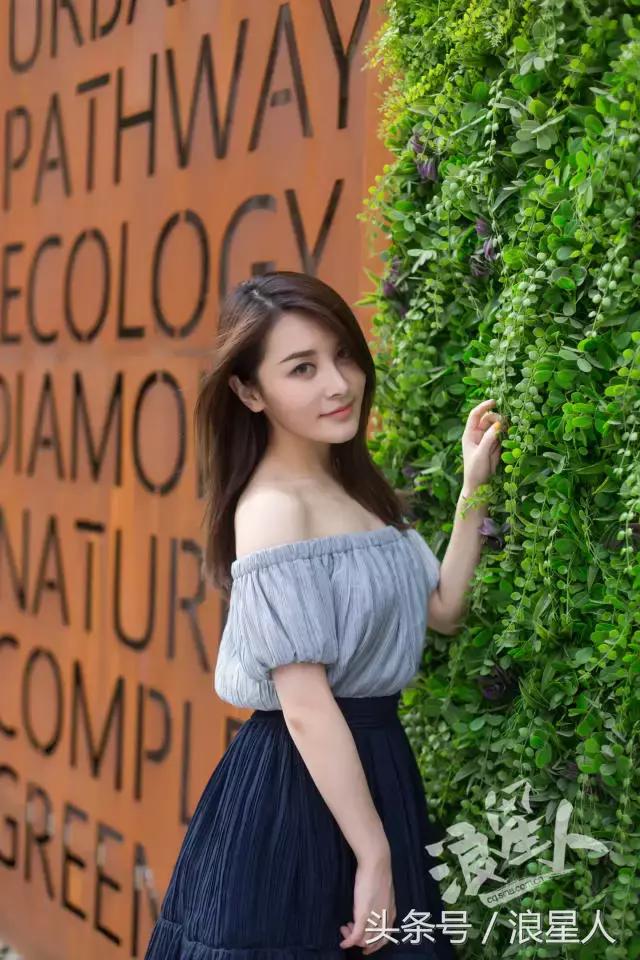 重庆淘女郎美女姐妹花创业，竟被装修工人“吃豆腐”