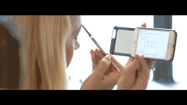 首支彩妆手机壳诞生，全世界的女生都想要