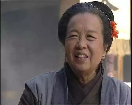 水浒传王婆为什么帮西门庆,水浒传里王婆点的茶