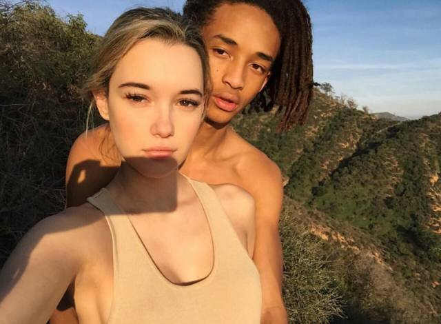 够拽丨Supreme抢货机器人，让这些哥们赚了一个亿