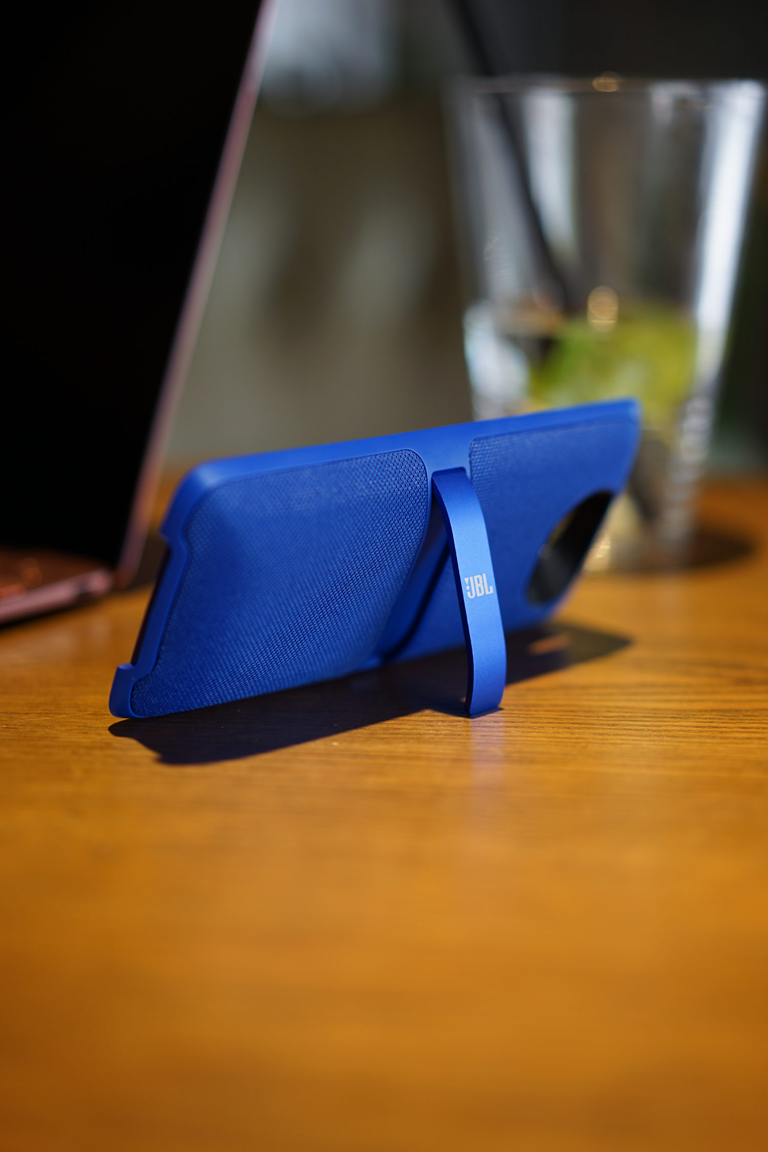 motoz2play续航测评,motoz2play拆解