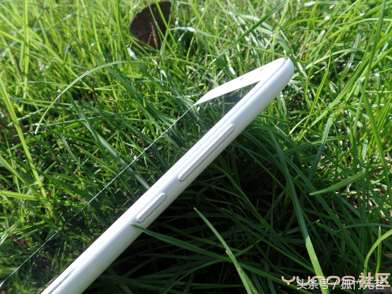 魅蓝metal参数处理器,魅蓝metal换侧键