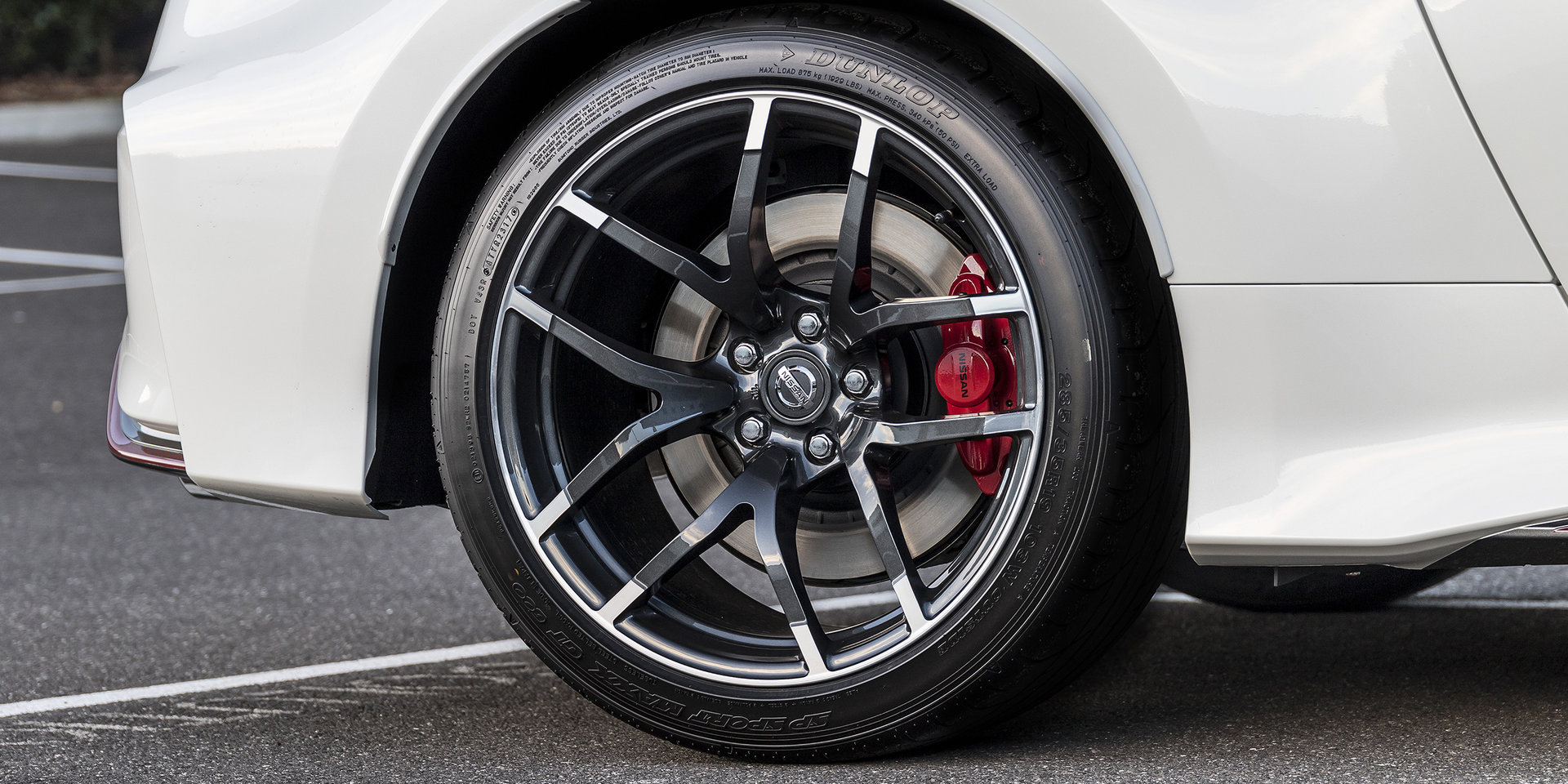 日产370z容易飘,日产370z巅峰极速超燃