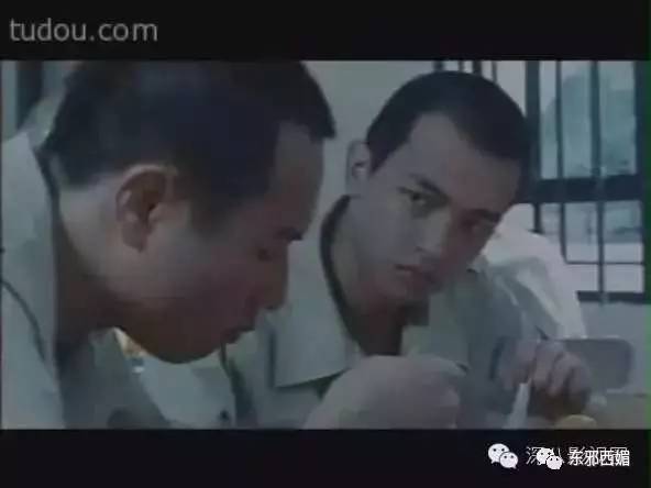 拍戏豪车被撞,拍戏差点被车撞死的明星