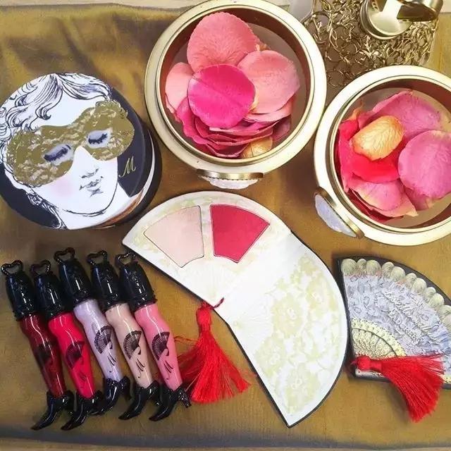 2017圣诞限定彩妆,2017圣诞限定彩妆套装