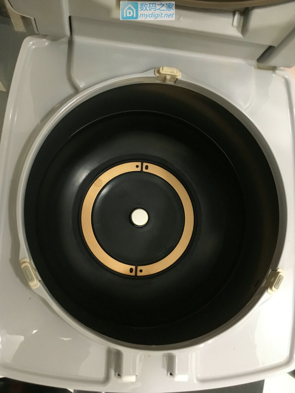 三菱ih电饭煲拆解,日本ih电饭锅拆解